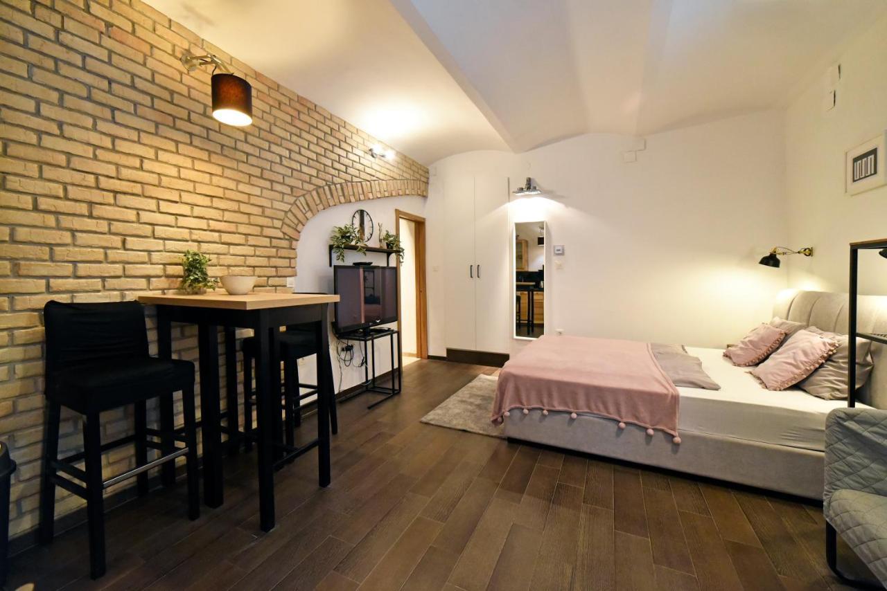 Manuela Varsavska Studio Apartments Zagreb Exterior foto